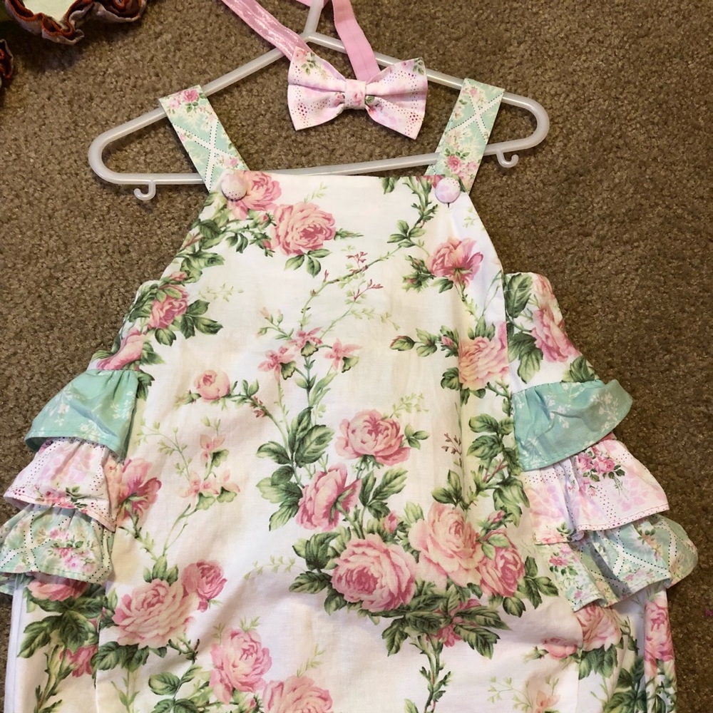 RicRac & Ruffles Bubble and Bow